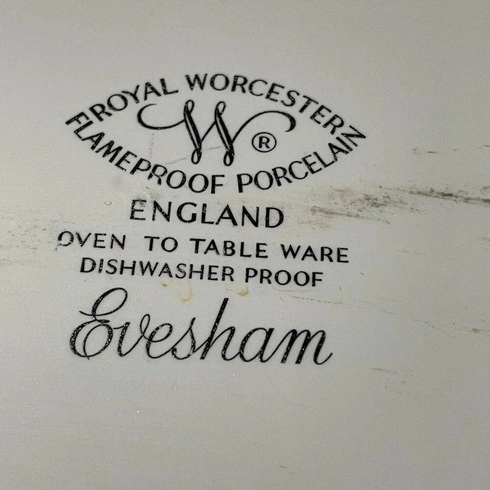 Vintage Royal Worcester Evesham Vale 14.5